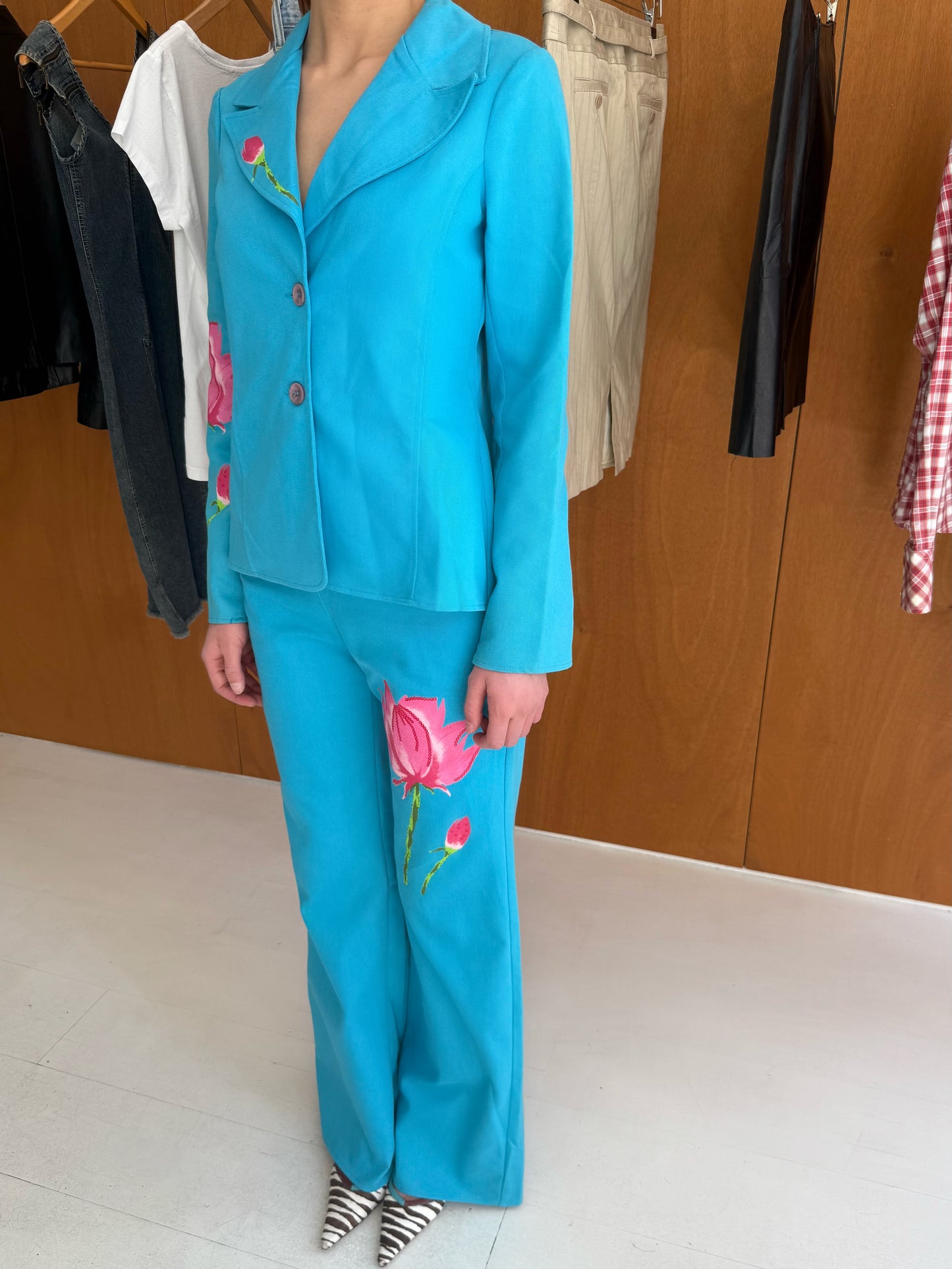 Flower Suit