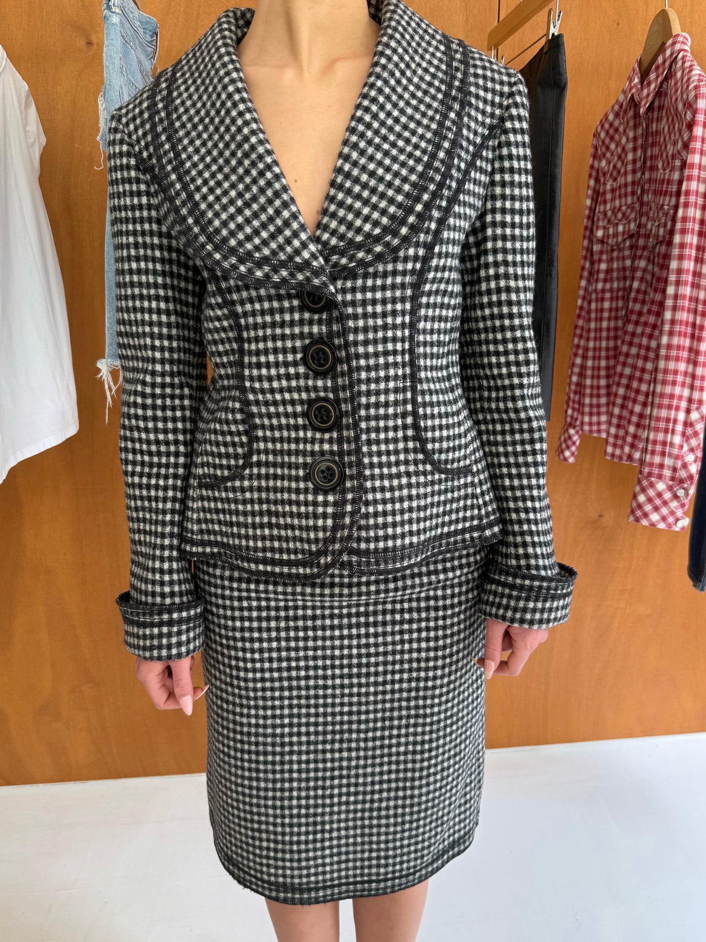 D&G Suit
