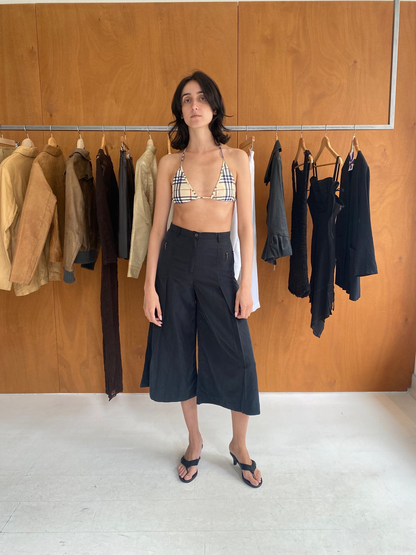 Wide Leg 3/4 Trousers