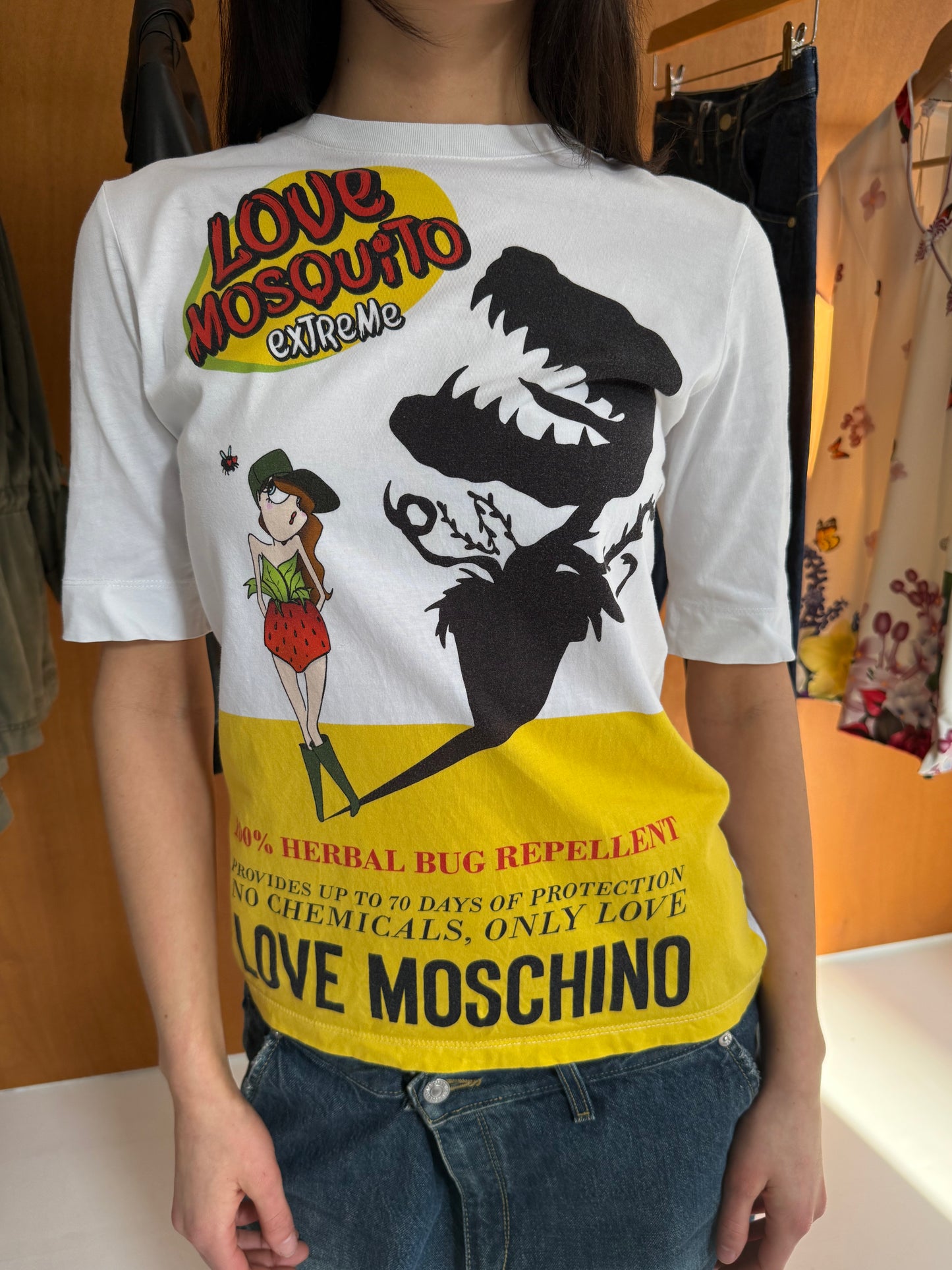 Moschino T-shirt